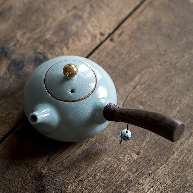 Stylish Ceramic Side Handle Mini Teapot - Perfect for Precise Pouring