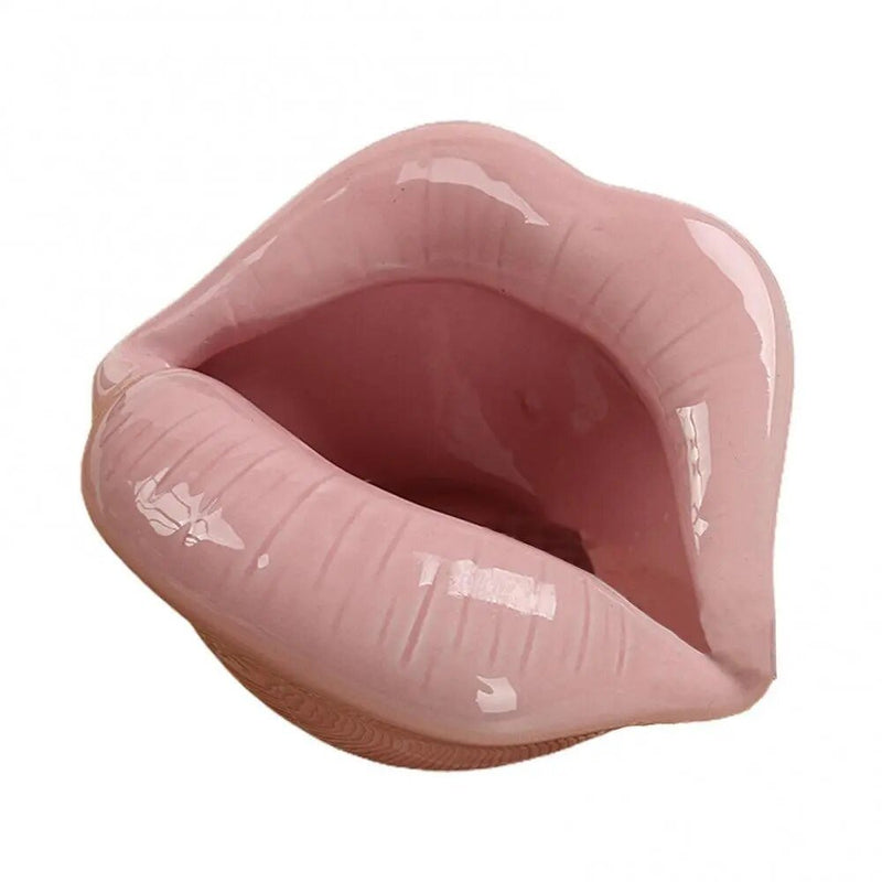 Cartoon Lips Ceramic Ashtray