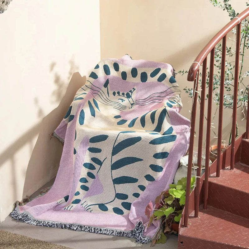 Quirky Pink Cat Design Sofa Blanket