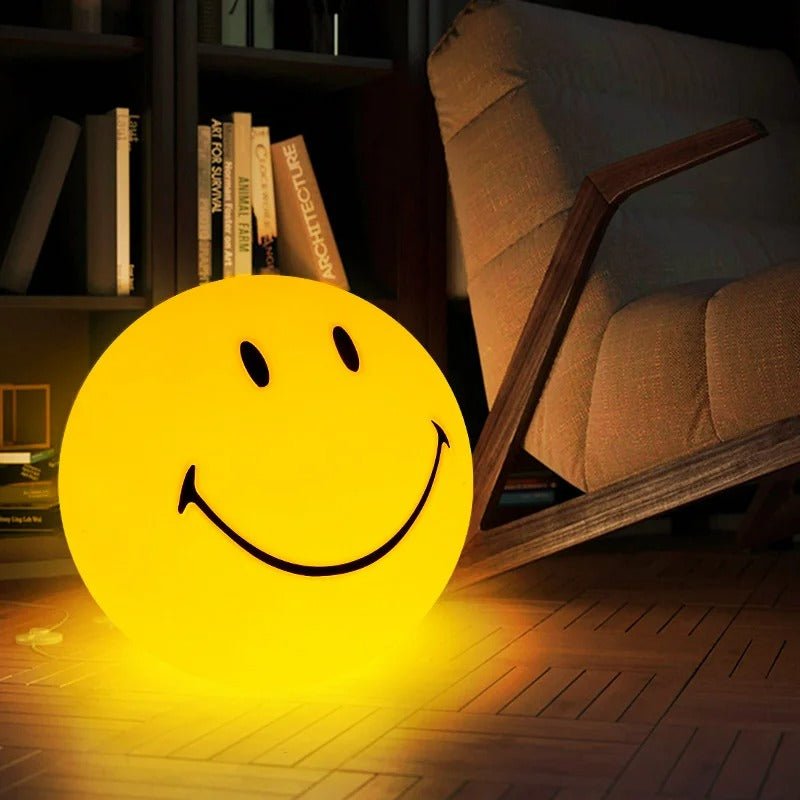 Cute Smiley Night Light with Touch Switch & Rechargeable LED - Cozy Ambiance for Kids & Adults