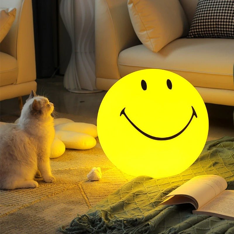 Cute Smiley Night Light with Touch Switch & Rechargeable LED - Cozy Ambiance for Kids & Adults