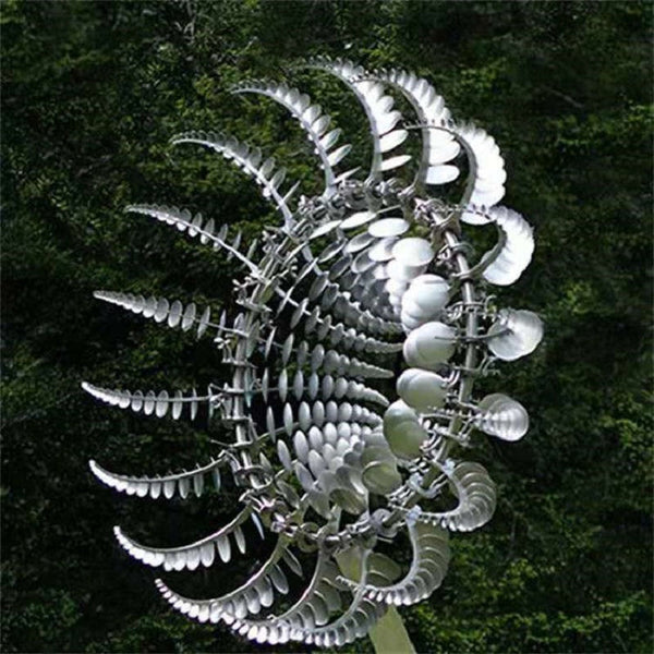 Windly Magical Metal Windmill – Enchanting Garden Decoration for Outdoor Spaces