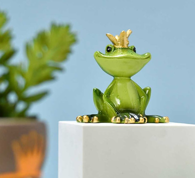 Funny Meditating Yoga Frog Statue - Whimsical Resin Zen Decor for Home, Office, or Garden - 4 Styles