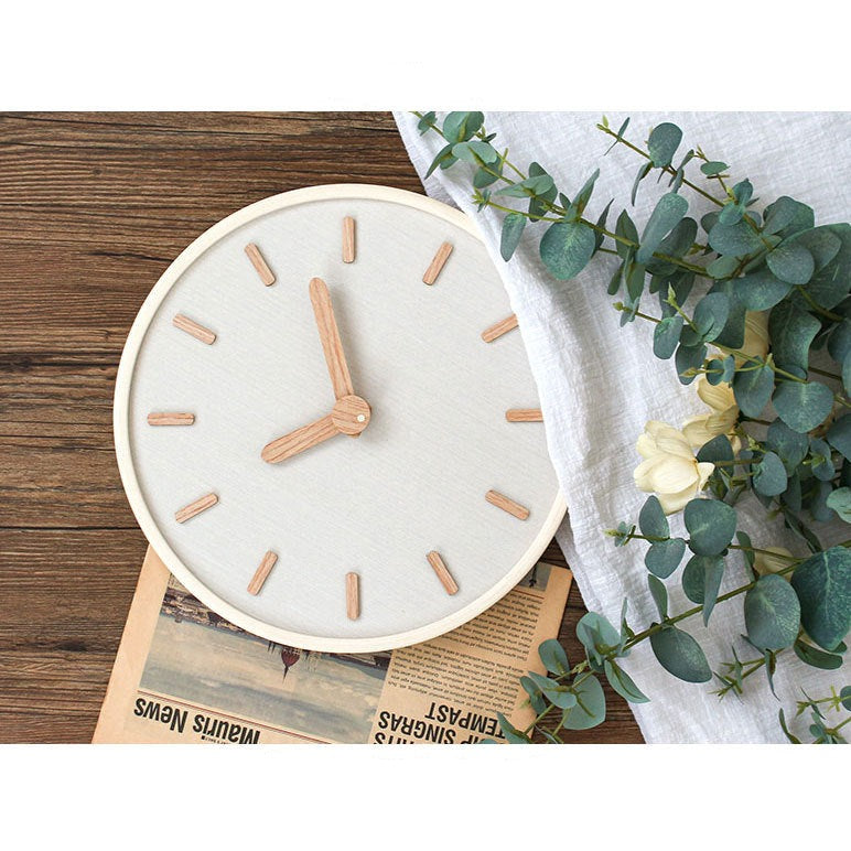 Analogue Round Wooden Wall Clock – Silent, Sophisticated Decor for Home & Office