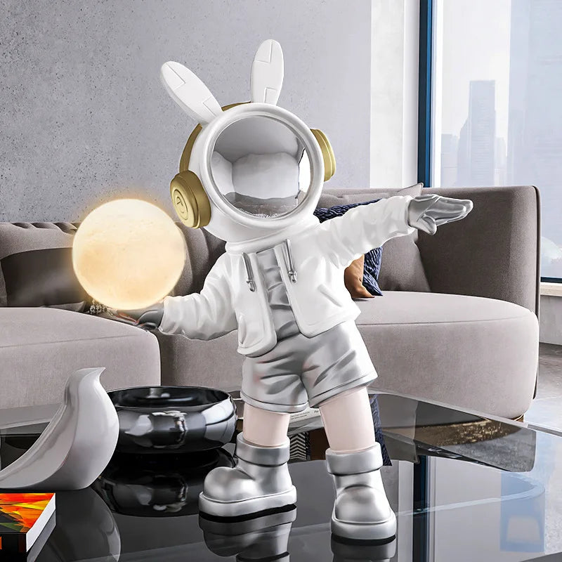 Galactic Glow Astronaut Nightlight – Luminous Resin Decor for Radiant Ambiance