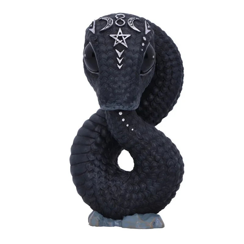 Gothic Cat Statue: Halloween Magic Decor Craft