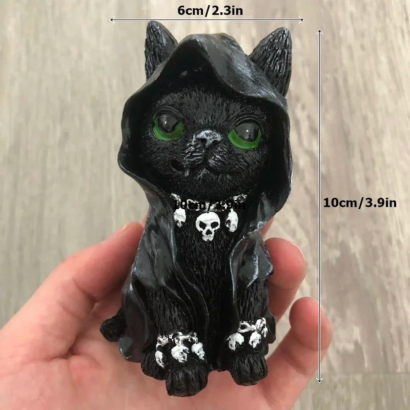 Gothic Cat Statue: Halloween Magic Decor Craft