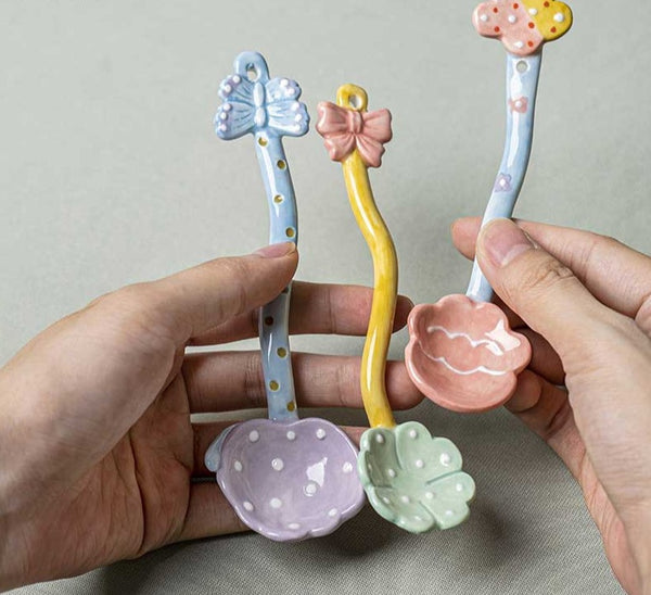 Wavy Lolipop Handmade Ceramic Spoons