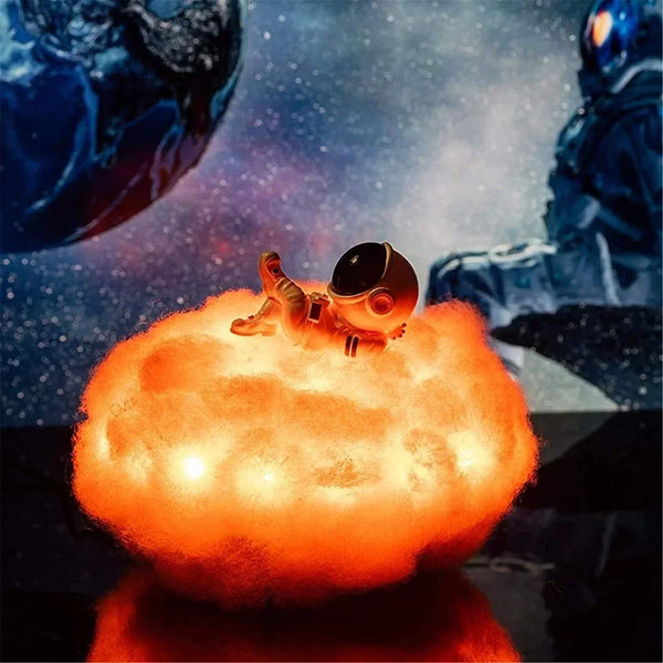 Miravique Cloud Astronaut Lamp